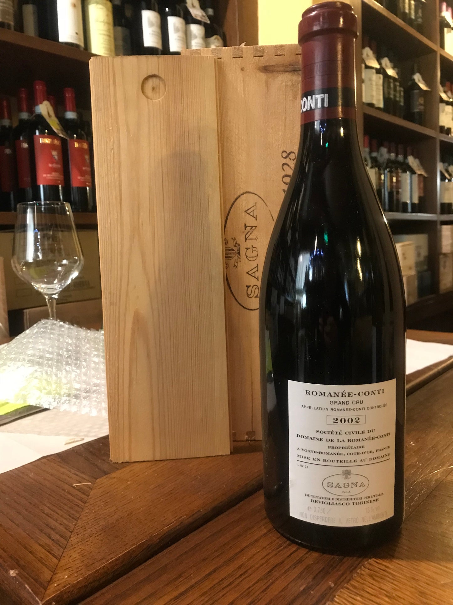 Domaine de la Romanée-Conti Romanée Conti grand cru monopole 2002 OWC
