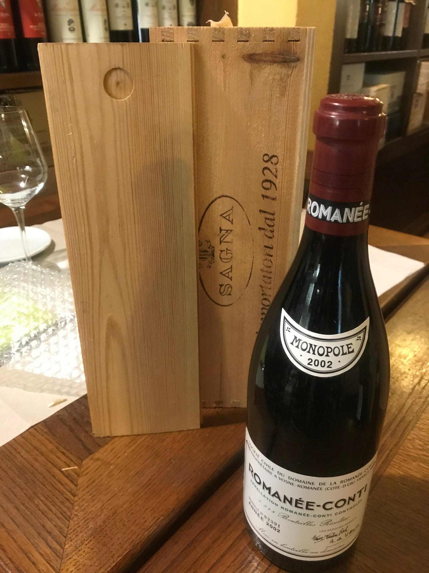 Domaine de la Romanée-Conti Romanée Conti grand cru monopole 2002 OWC